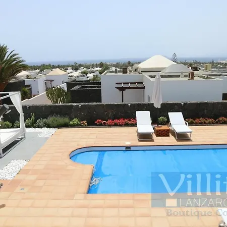 Ascanio Villa *